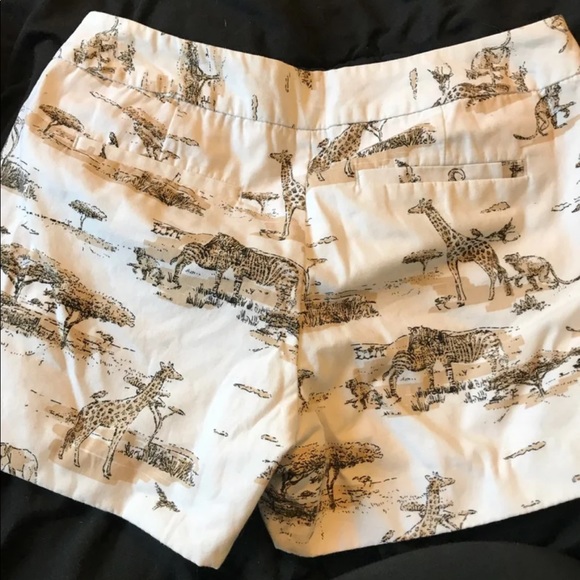 Banana Republic shorts - Picture 2 of 2